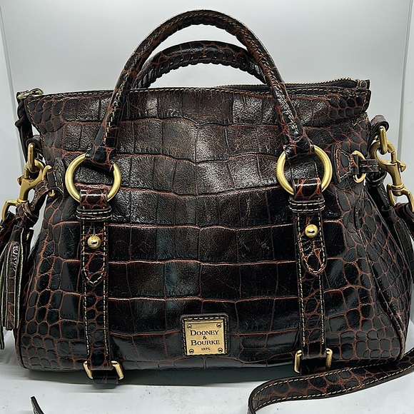 Dooney & Bourke Handbags - Dooney & Bourke Dark Brown Crocodile Print Leather Satchel Purse Bag 🌸🌸
